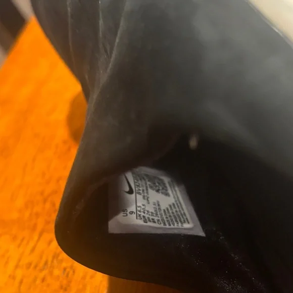 Nike Air Force One Lover Slip-On Shoes - Picture 2 of 3